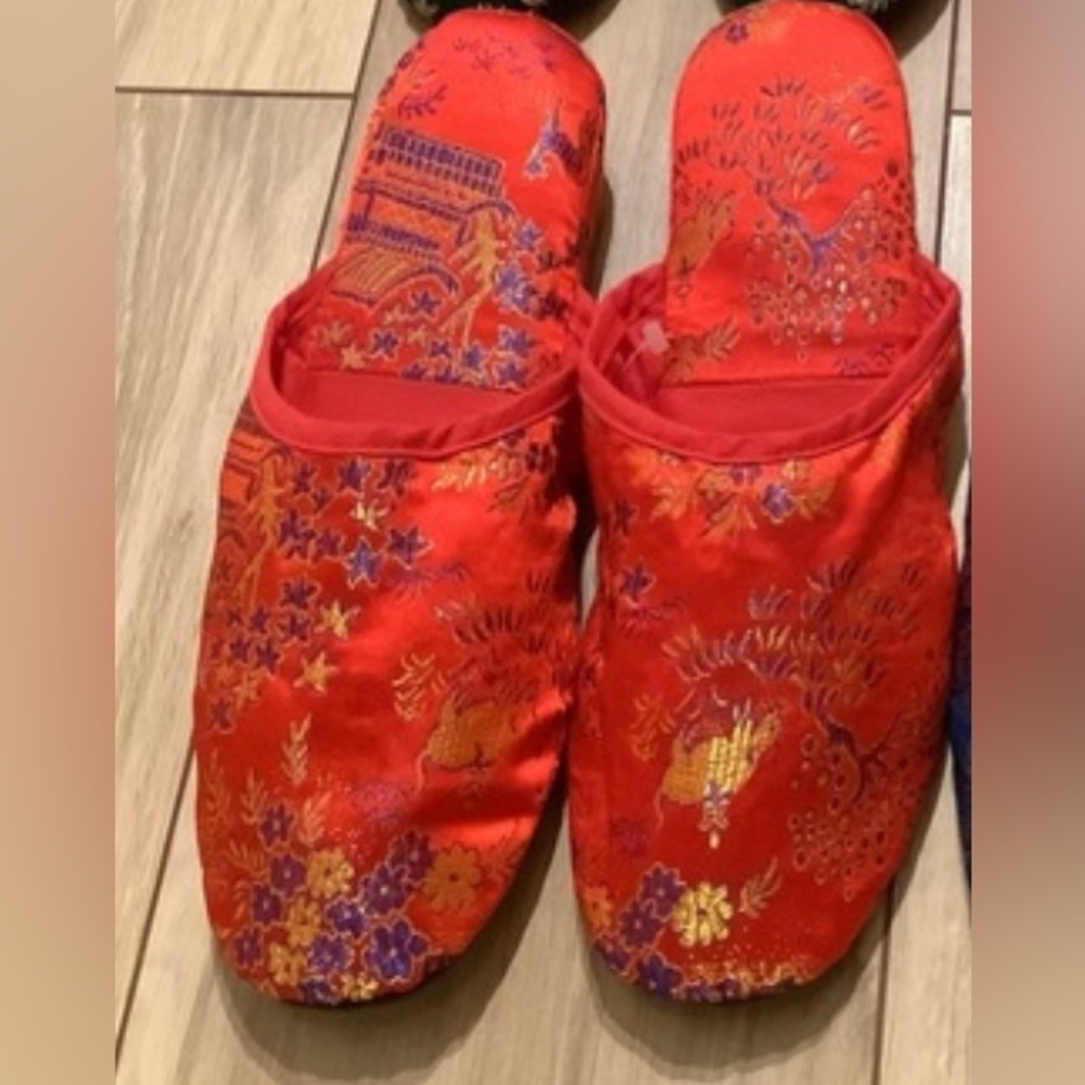 New Chinese RED Satin Brocade Embroidered Indoor Slippers